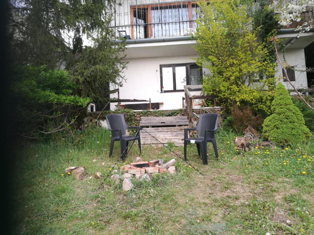 Holiday House Cervena Veza Пьештяни Экстерьер фото